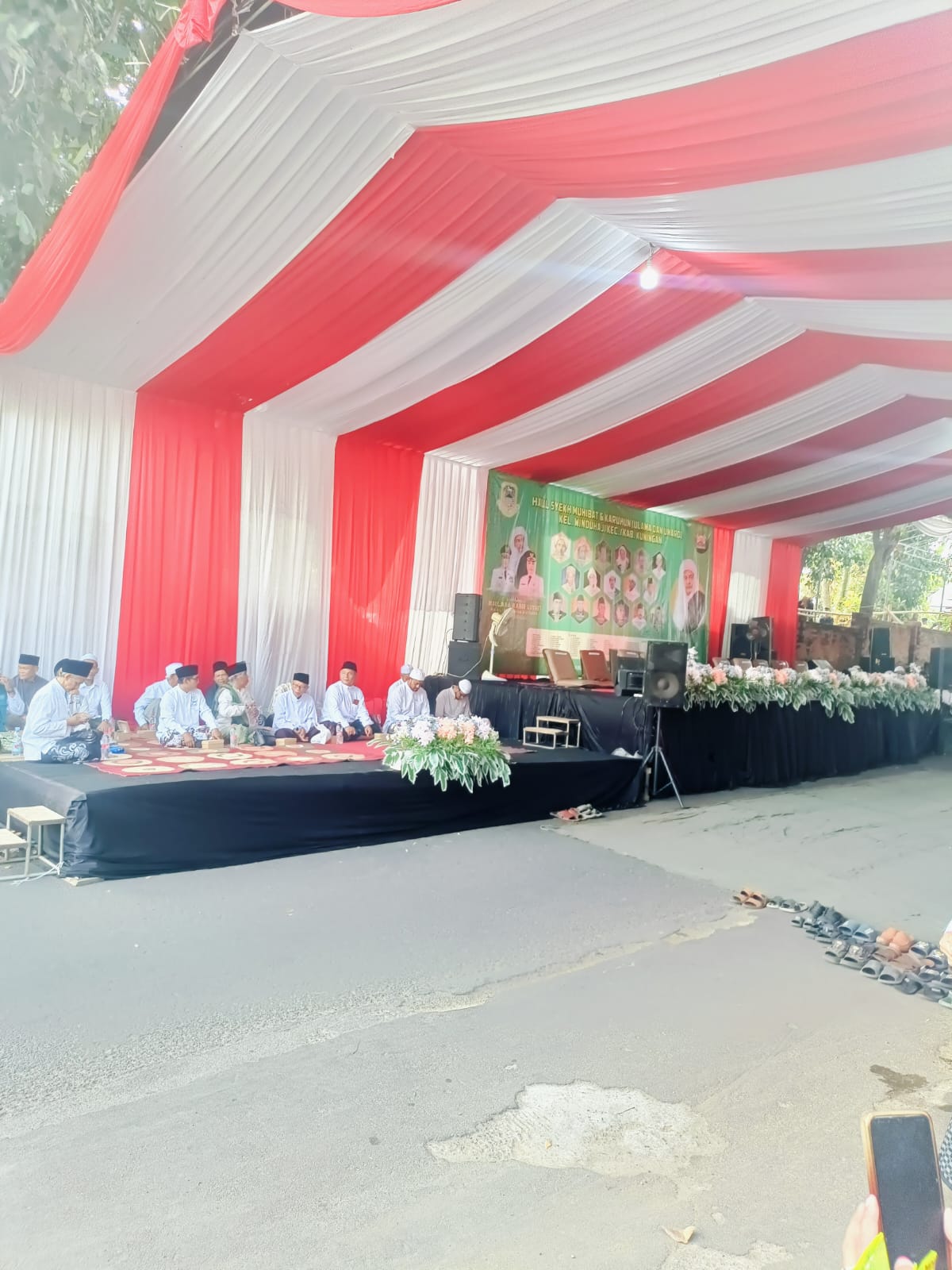 Momen Kehadiran Habib Luthfi Pekalongan di Haul Syekh Muhibat dan Karuhun Winduhaji,