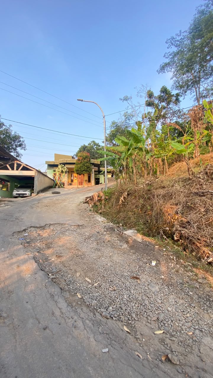 jalan sumberjaya citundun rusak