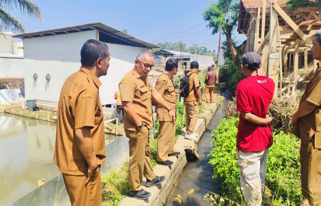 Kabid SDA DPUTR Kuningan Tegaskan Bangunan di Atas Saluran Irigasi dan Sempadan Sungai Melanggar Aturan